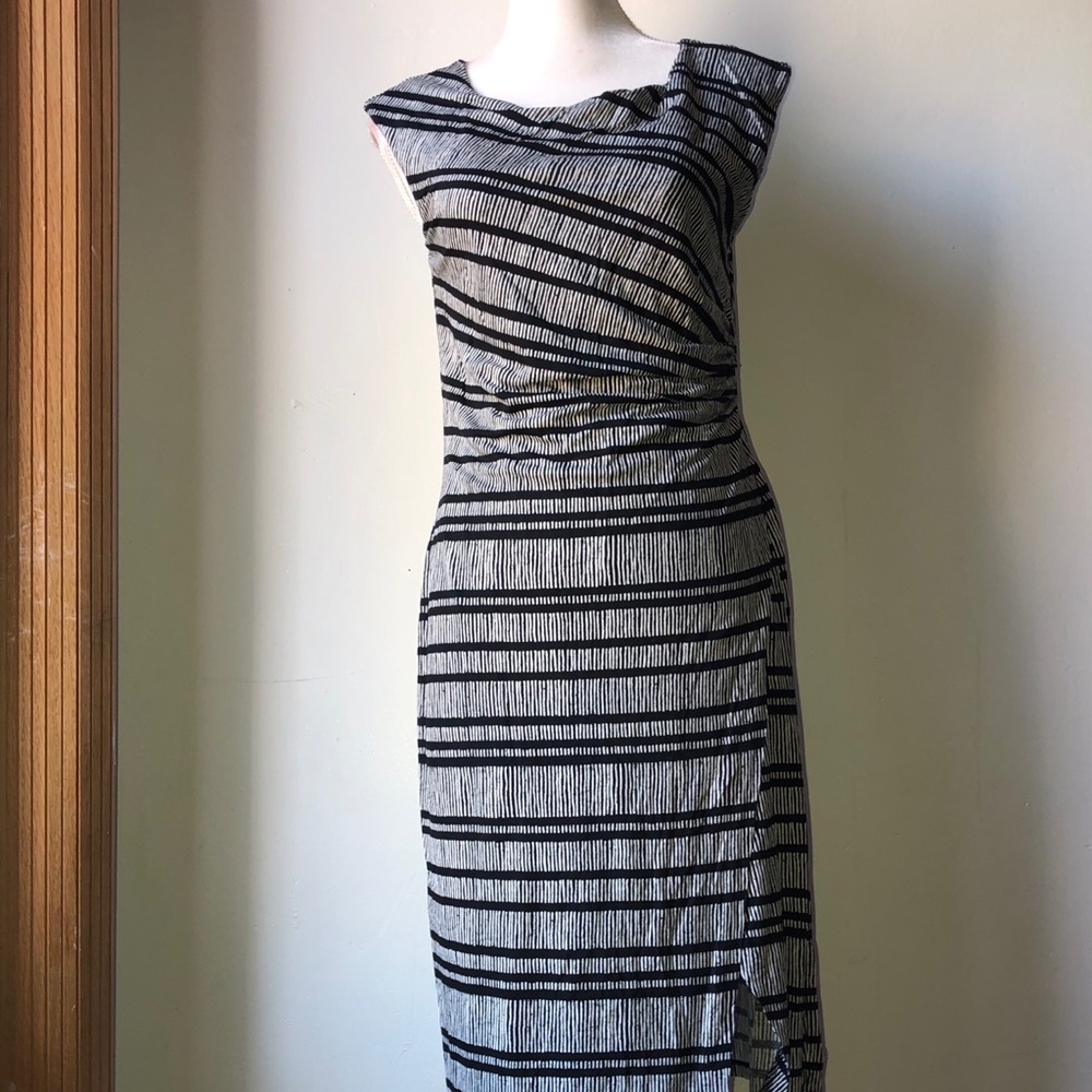 Ann Taylor Dress Size M